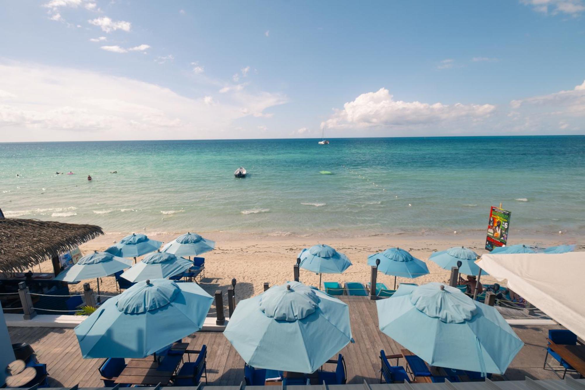 Blue Skies Beach Resort Negril Zewnętrze zdjęcie